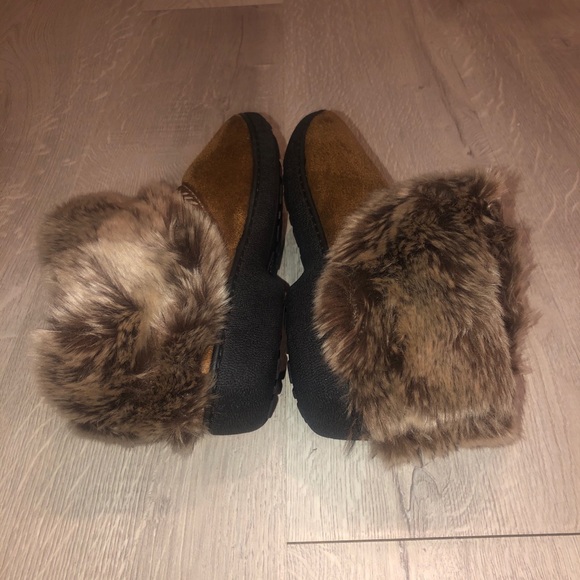 Isotoner/brown trimmed in fur/sz6.5-7 - Picture 5 of 5